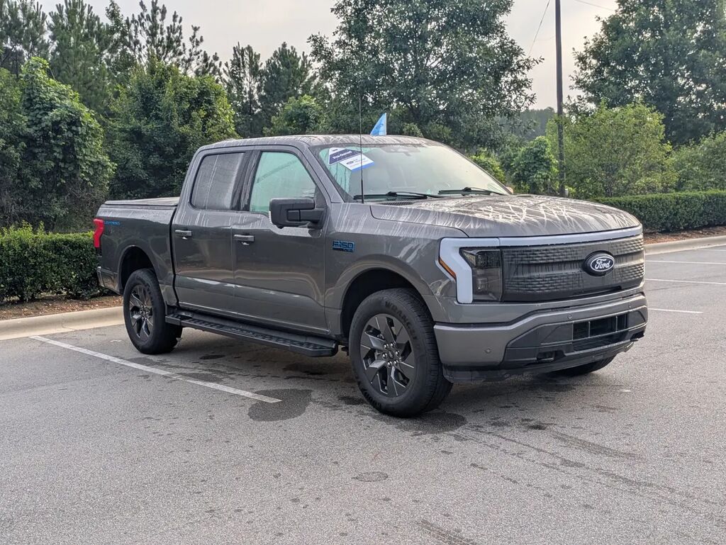 2025 Ford F-150 Lightning Flash — photo 1 of 14