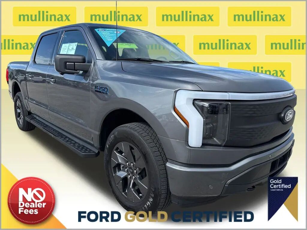2025 Ford F-150 Lightning Flash — photo 1 of 9