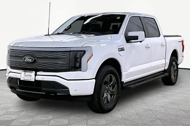 2024 Ford F-150 Lightning Lariat