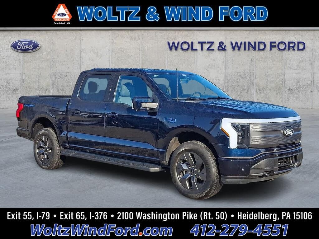 2025 Ford F-150 Lightning Lariat — photo 1 of 1