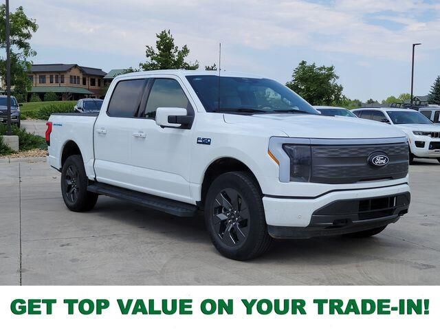 2025 Ford F-150 Lightning Lariat — photo 1 of 26