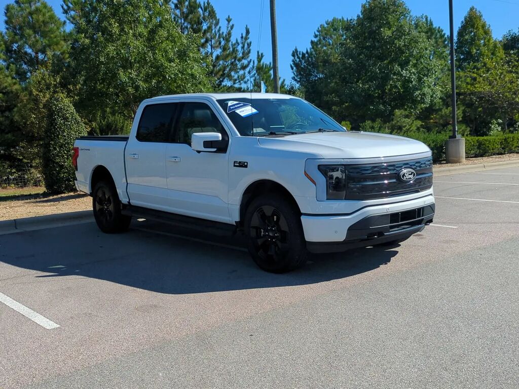 2025 Ford F-150 Lightning Platinum — photo 1 of 13