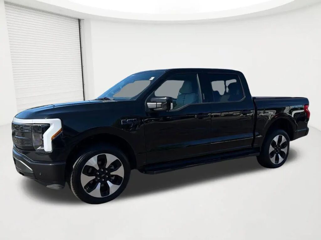 2024 Ford F-150 Lightning Platinum — photo 1 of 13