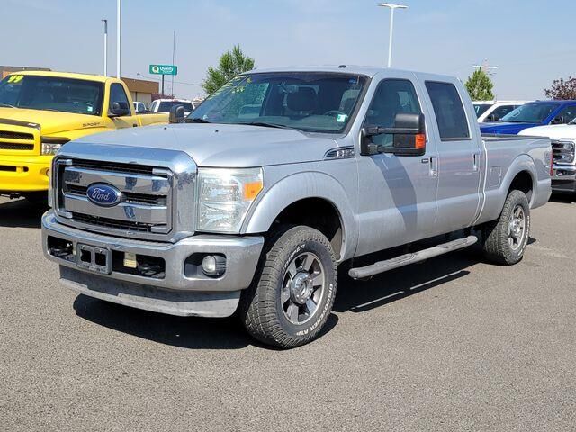 2013 Ford F-250 Super Duty Lariat — photo 1 of 26