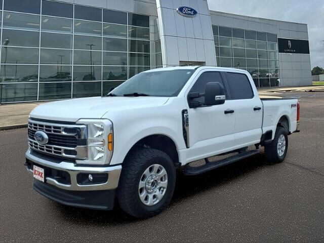 2024 Ford F-250 Super Duty XLT — photo 1 of 26