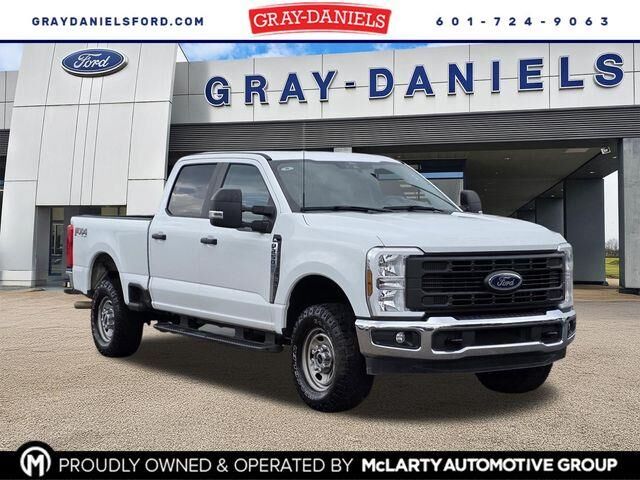2024 Ford F-250 Super Duty XL — photo 1 of 39