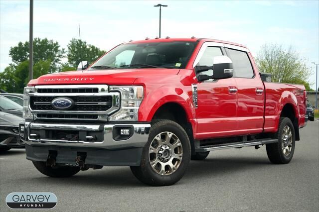 2022 Ford F-250 Super Duty Lariat — photo 1 of 39