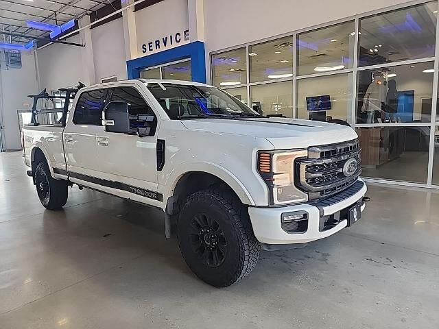 2020 Ford F-250 Super Duty Lariat — photo 1 of 24