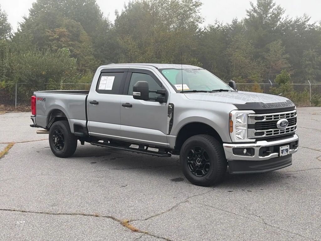 2024 Ford F-250 Super Duty XLT — photo 1 of 13