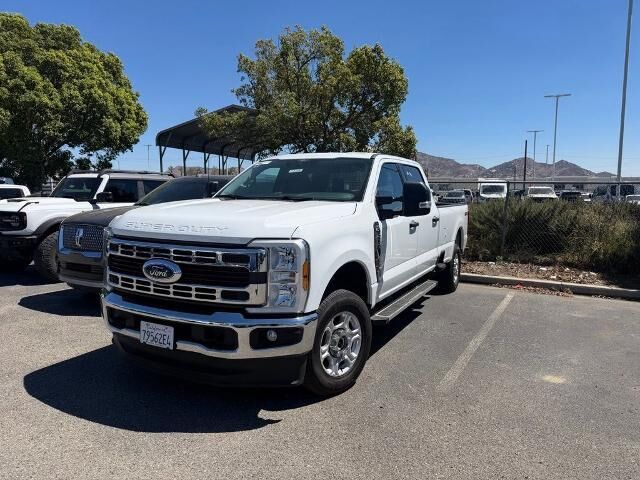 2025 Ford F-250 Super Duty King Ranch — photo 1 of 28