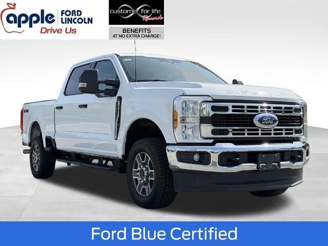 2025 Ford F-250 Super Duty XLT — photo 1 of 39