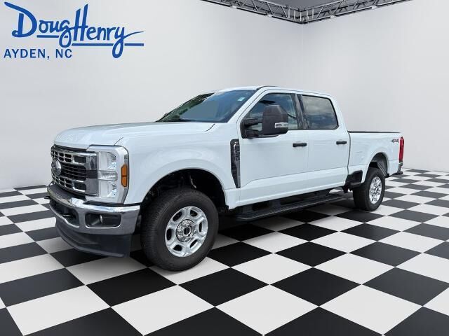 2026 Ford F-250 Super Duty XLT — photo 1 of 13