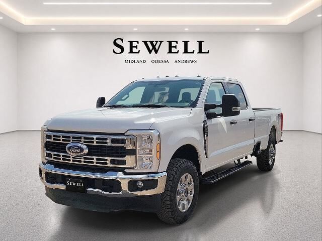 2024 Ford F-250 Super Duty XLT — photo 1 of 26