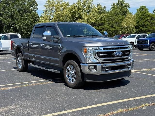 2022 Ford F-250 Super Duty Lariat — photo 1 of 13