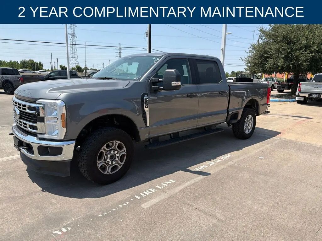 2025 Ford F-250 Super Duty XLT — photo 1 of 8