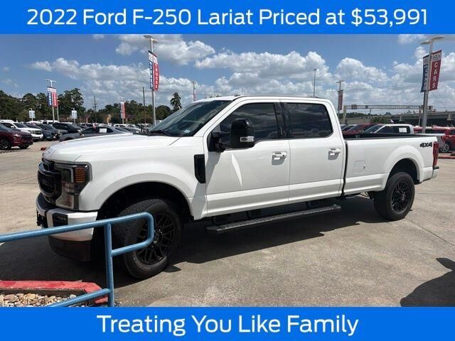 2022 Ford F-250 Super Duty Lariat — photo 1 of 26