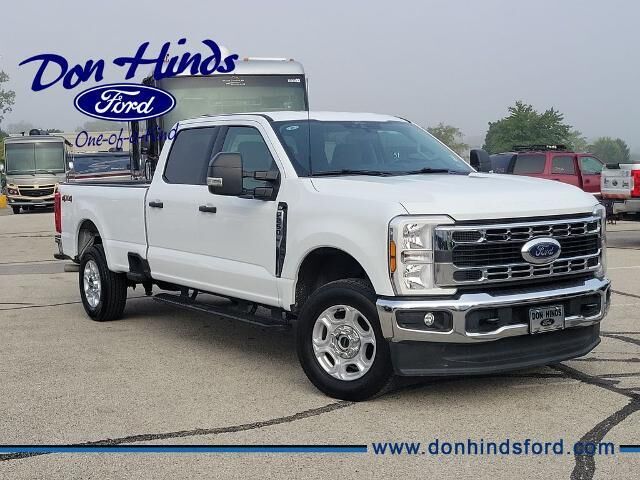 2026 Ford F-250 Super Duty XLT — photo 1 of 39