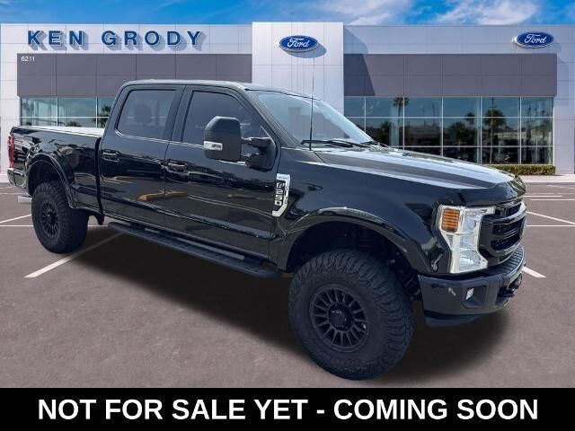 2022 Ford F-250 Super Duty Lariat — photo 1 of 27