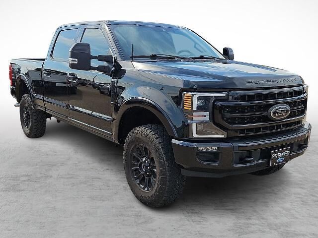 2022 Ford F-250 Super Duty Lariat — photo 1 of 26