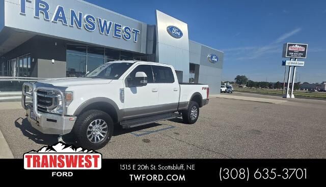 2022 Ford F-250 Super Duty Lariat — photo 1 of 26