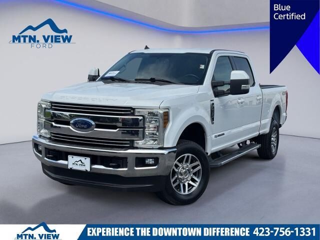 2019 Ford F-250 Super Duty Lariat — photo 1 of 11