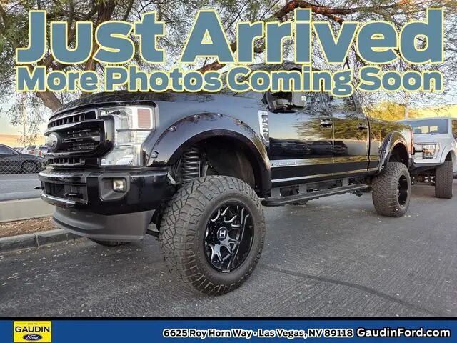 2022 Ford F-250 Super Duty Lariat — photo 1 of 18