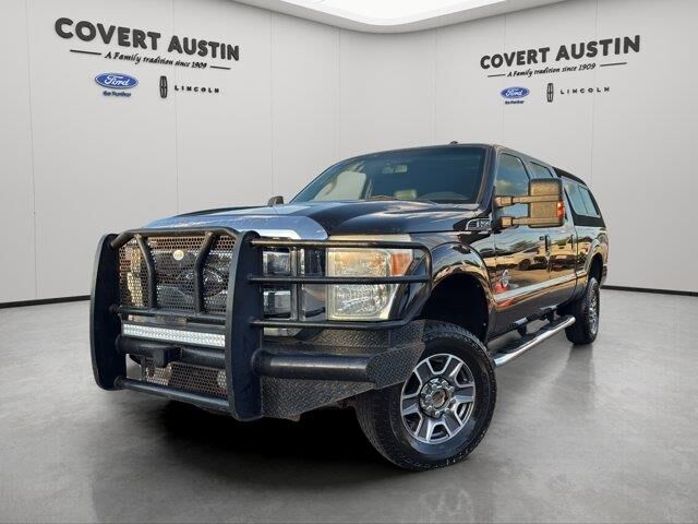 2011 Ford F-250 Super Duty Lariat — photo 1 of 26