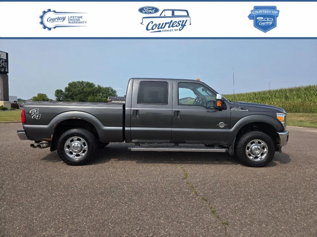 2016 Ford F-250 Super Duty XLT — photo 1 of 14