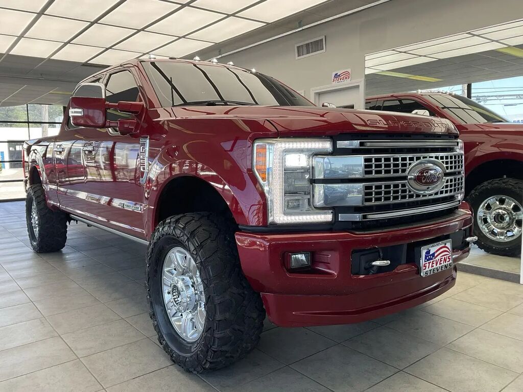 2018 Ford F-250 Super Duty Platinum — photo 1 of 18