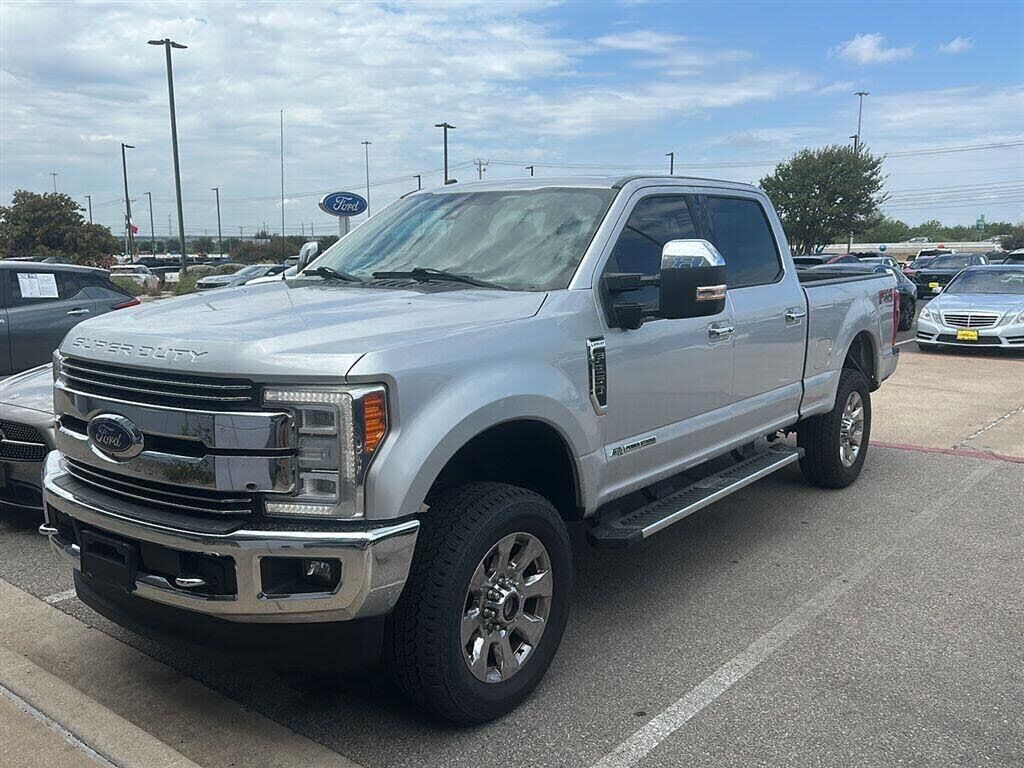 2018 Ford F-250 Super Duty Lariat — photo 1 of 1