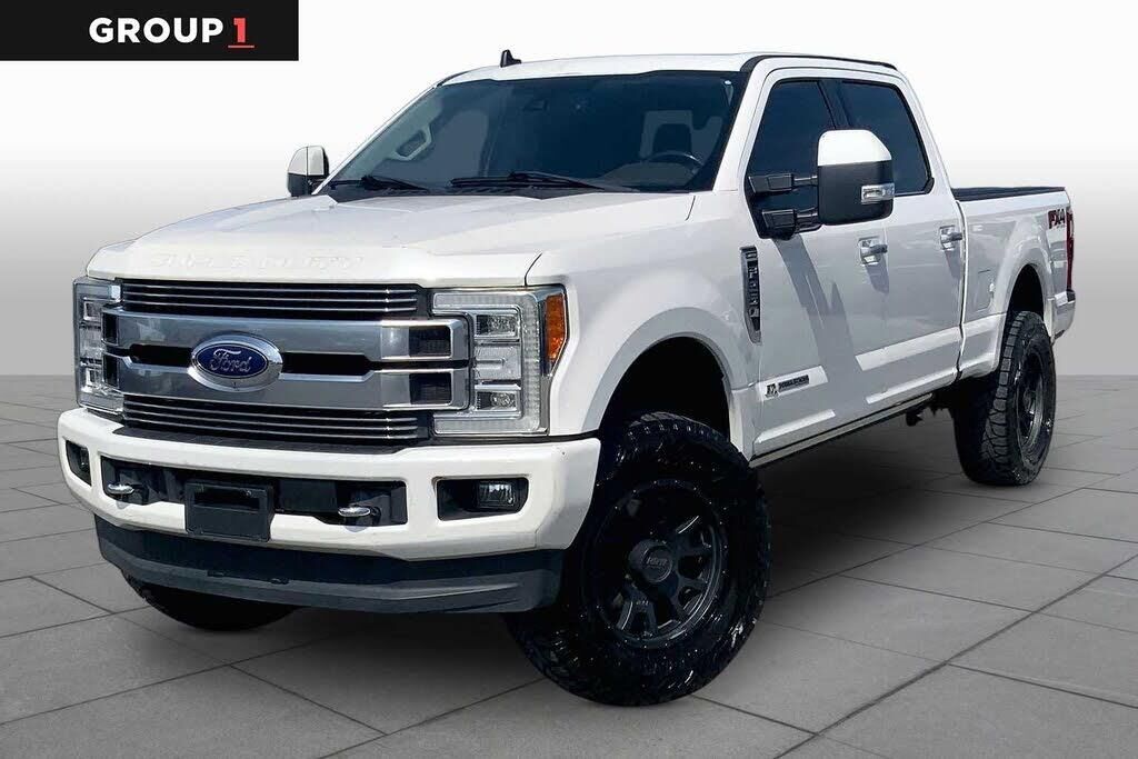 2019 Ford F-250 Super Duty Limited — photo 1 of 14