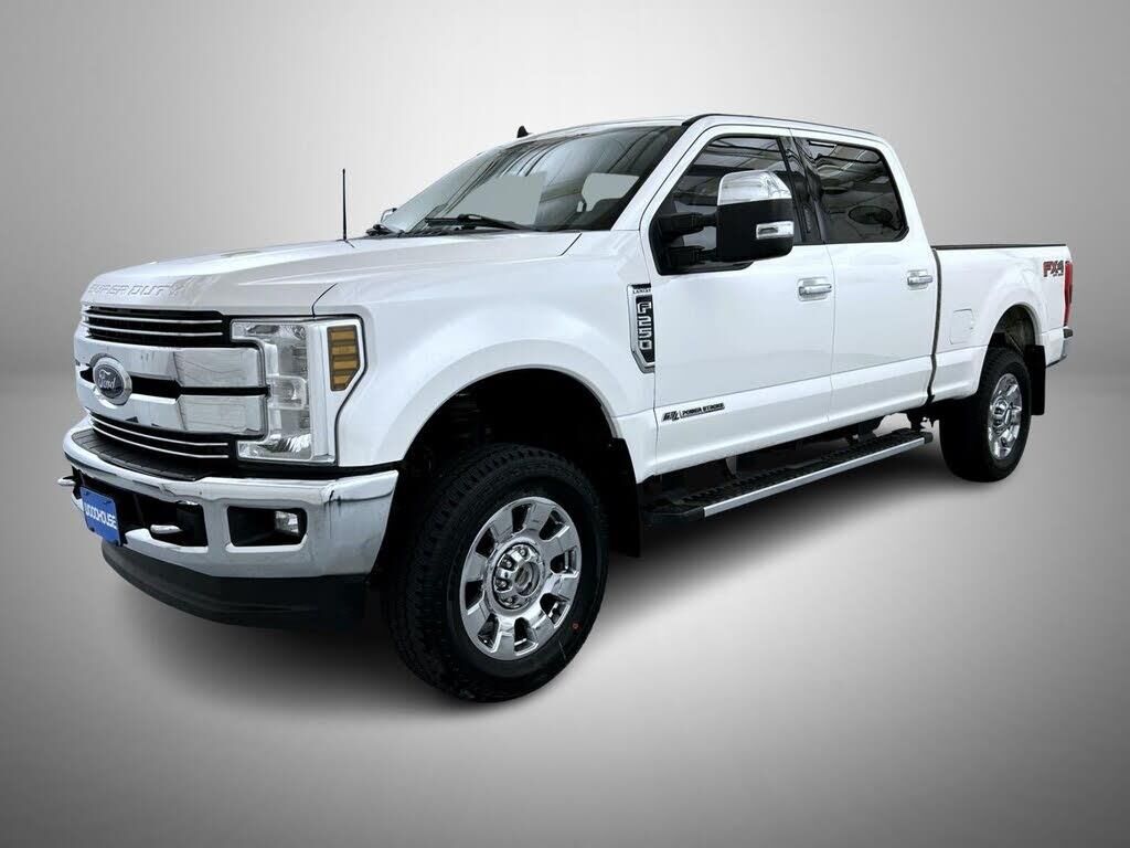 2019 Ford F-250 Super Duty Lariat — photo 1 of 1