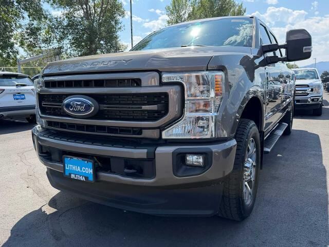 2022 Ford F-250 Super Duty Lariat — photo 1 of 13