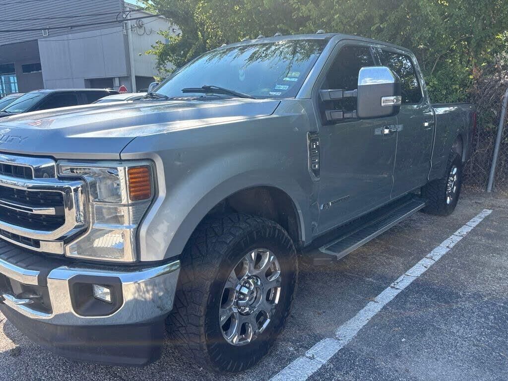 2022 Ford F-250 Super Duty Lariat — photo 1 of 1