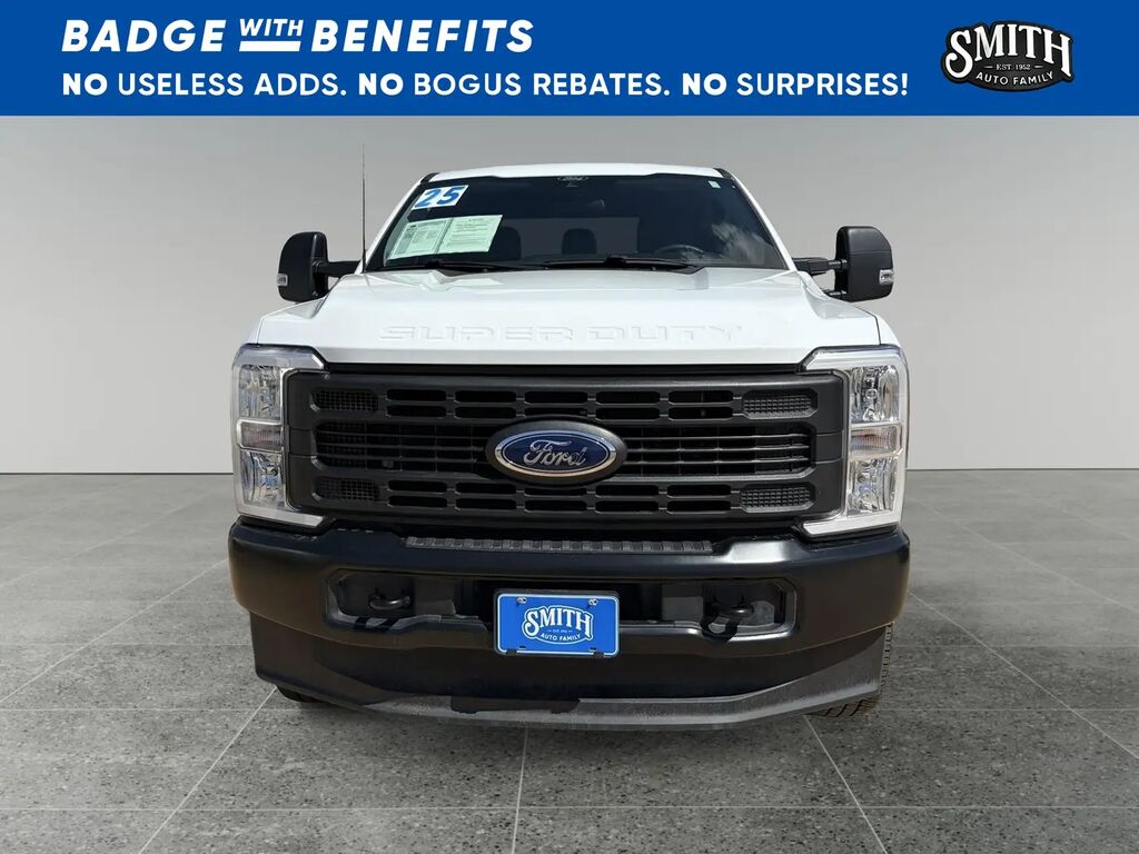 2025 Ford F-250 Super Duty XL — photo 1 of 12