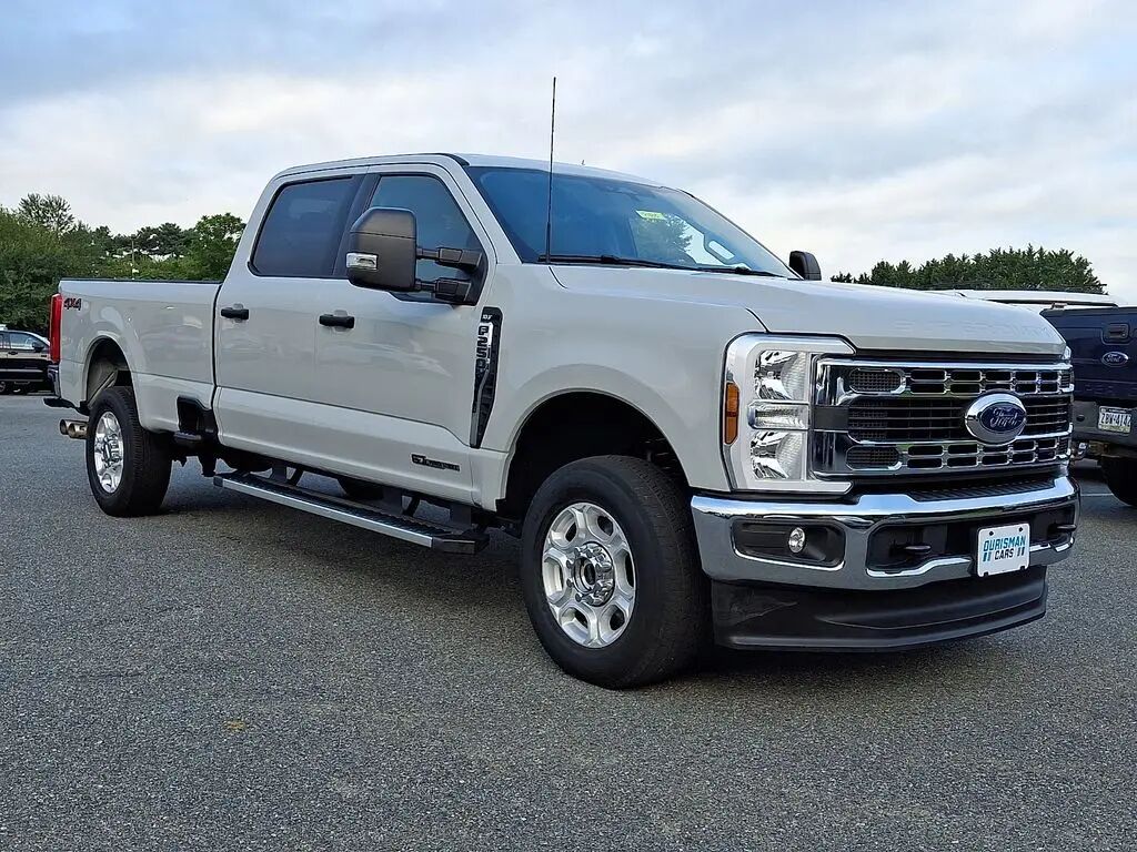 2025 Ford F-250 Super Duty XLT — photo 1 of 27