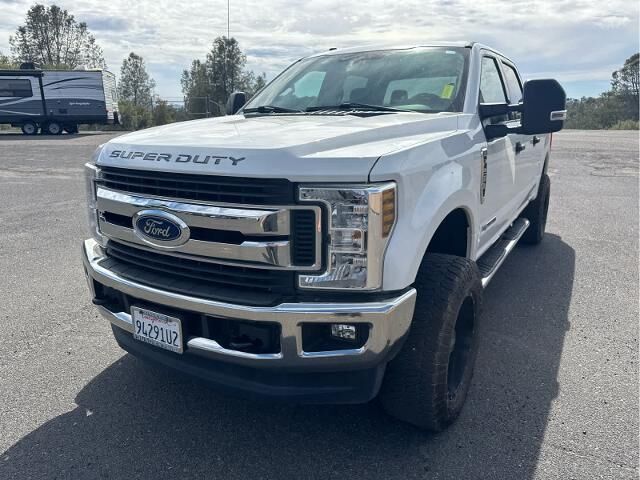 2019 Ford F-250 Super Duty XLT — photo 1 of 26