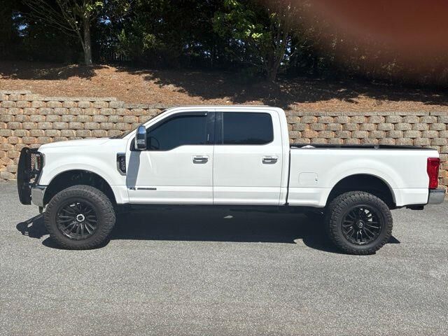 2019 Ford F-250 Super Duty XLT — photo 1 of 39