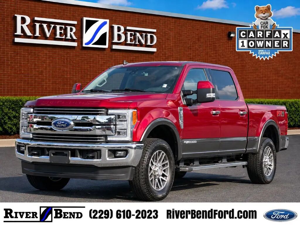 2019 Ford F-250 Super Duty Lariat — photo 1 of 13