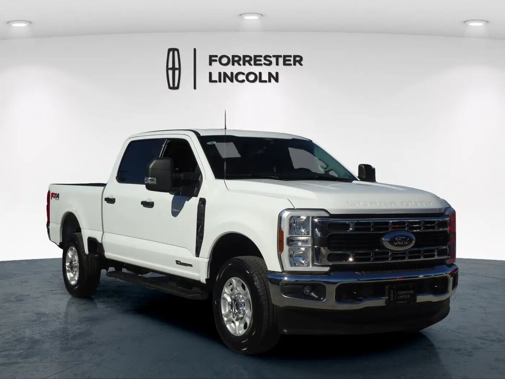 2025 Ford F-250 Super Duty XL — photo 1 of 13