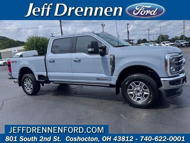 2025 Ford F-250 Super Duty Lariat — photo 1 of 26