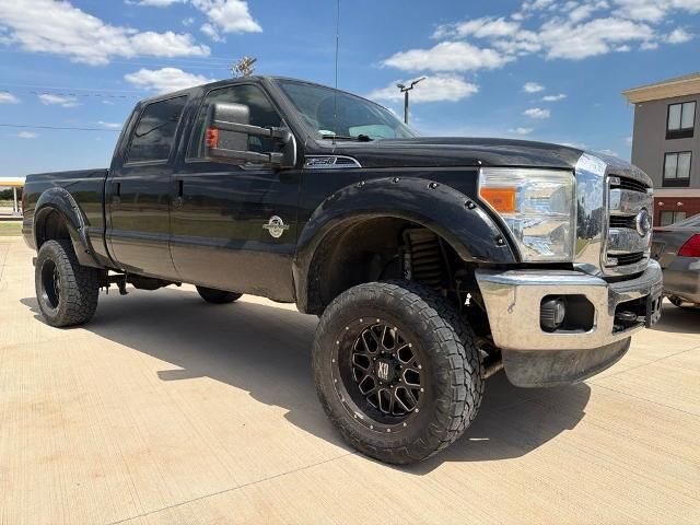 2014 Ford F-250 Super Duty Lariat — photo 1 of 13