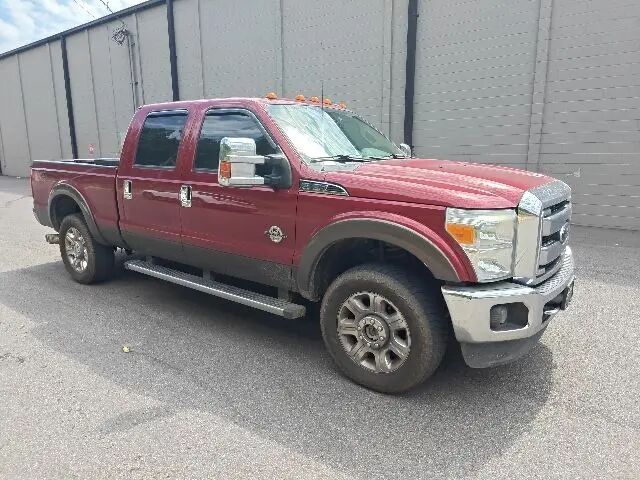 2016 Ford F-250 Super Duty Lariat — photo 1 of 12