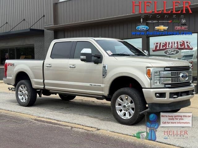 2017 Ford F-250 Super Duty Platinum — photo 1 of 26