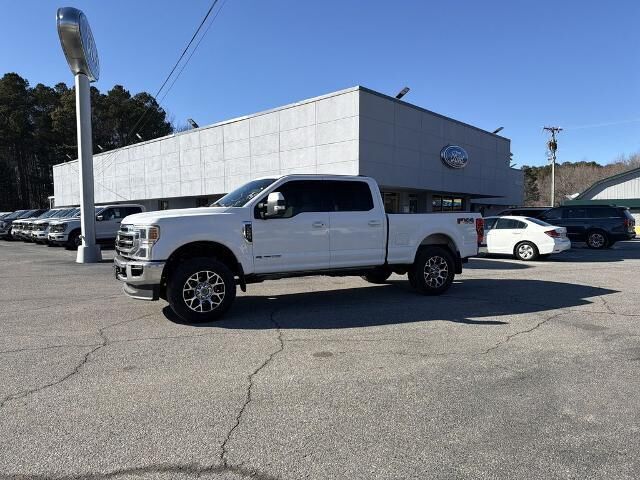 2020 Ford F-250 Super Duty Lariat — photo 1 of 27