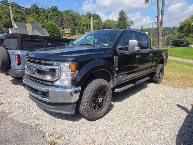 2022 Ford F-250 Super Duty XLT — photo 1 of 10