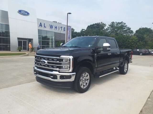 2024 Ford F-250 Super Duty Lariat — photo 1 of 13