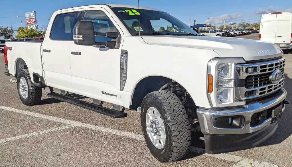2025 Ford F-250 Super Duty XLT — photo 1 of 13