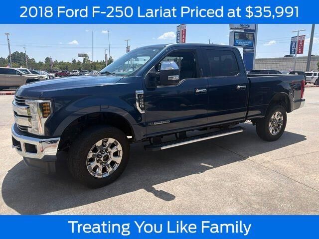 2018 Ford F-250 Super Duty Lariat — photo 1 of 16