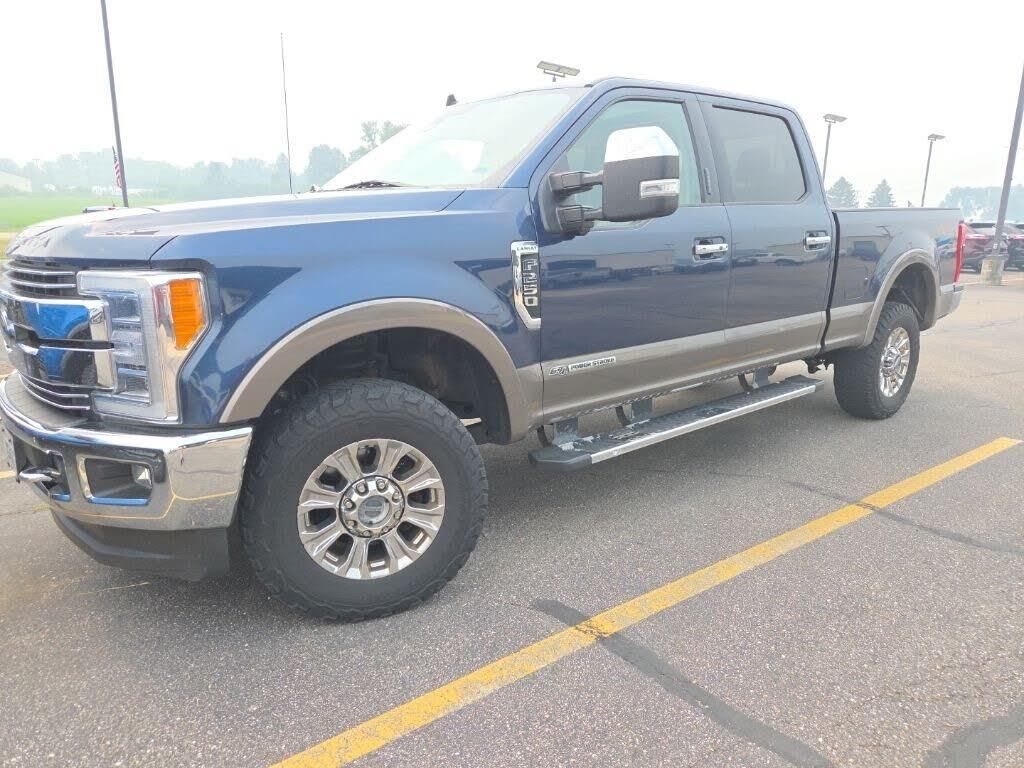 2019 Ford F-250 Super Duty Lariat — photo 1 of 1